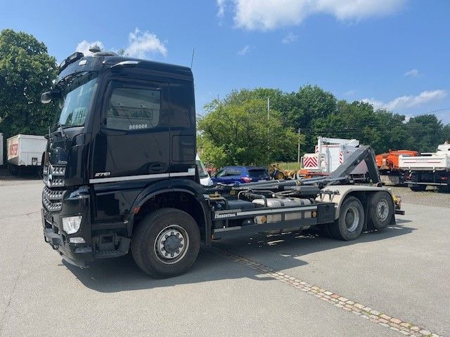 Mercedes-Benz Arocs 5 2651 HD Mit Meiller Abrollkipper - Hook-lift sunkvežimis: foto 1 Mercedes-Benz Arocs 5 2651 HD Mit Meiller Abrollkipper - Hook-lift sunkvežimis: foto 1