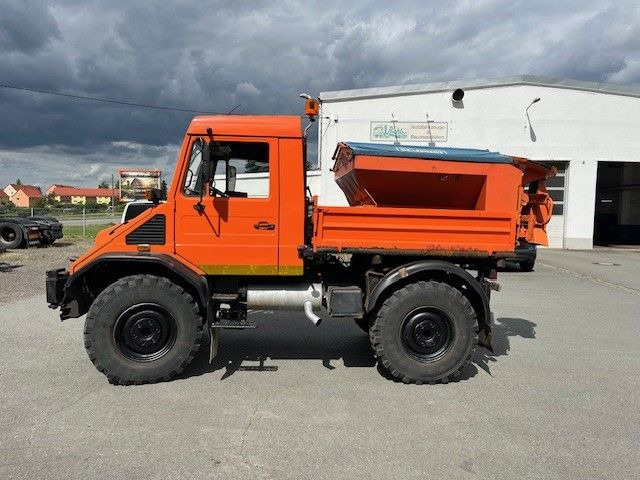 Mercedes-Benz Unimog 418/10 Winterdienst2000 - Savivartis sunkvežimis: foto 2 Mercedes-Benz Unimog 418/10 Winterdienst2000 - Savivartis sunkvežimis: foto 2