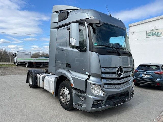 Mercedes-Benz Actros 4  MB 1943  SZM  Gefahrgutvorbereitung - Vilkikas: foto 1 Mercedes-Benz Actros 4  MB 1943  SZM  Gefahrgutvorbereitung - Vilkikas: foto 1