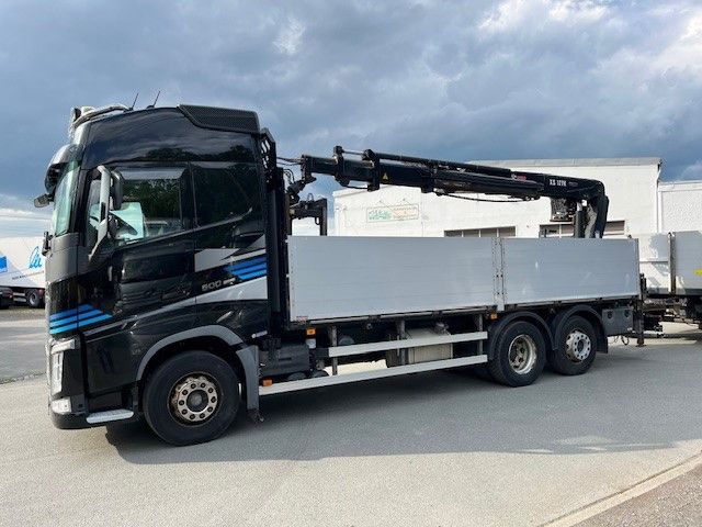 Volvo FH500 Baustoff LKW Hiap 177K Top gepflegt - Platforminis/ Bortinis sunkvežimis, Sunkvežimis su kranu: foto 1 Volvo FH500 Baustoff LKW Hiap 177K Top gepflegt - Platforminis/ Bortinis sunkvežimis, Sunkvežimis su kranu: foto 1