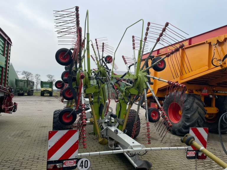 CLAAS Liner 3600 - Šieno grėblys/ Vartytuvas: foto 5 CLAAS Liner 3600 - Šieno grėblys/ Vartytuvas: foto 5