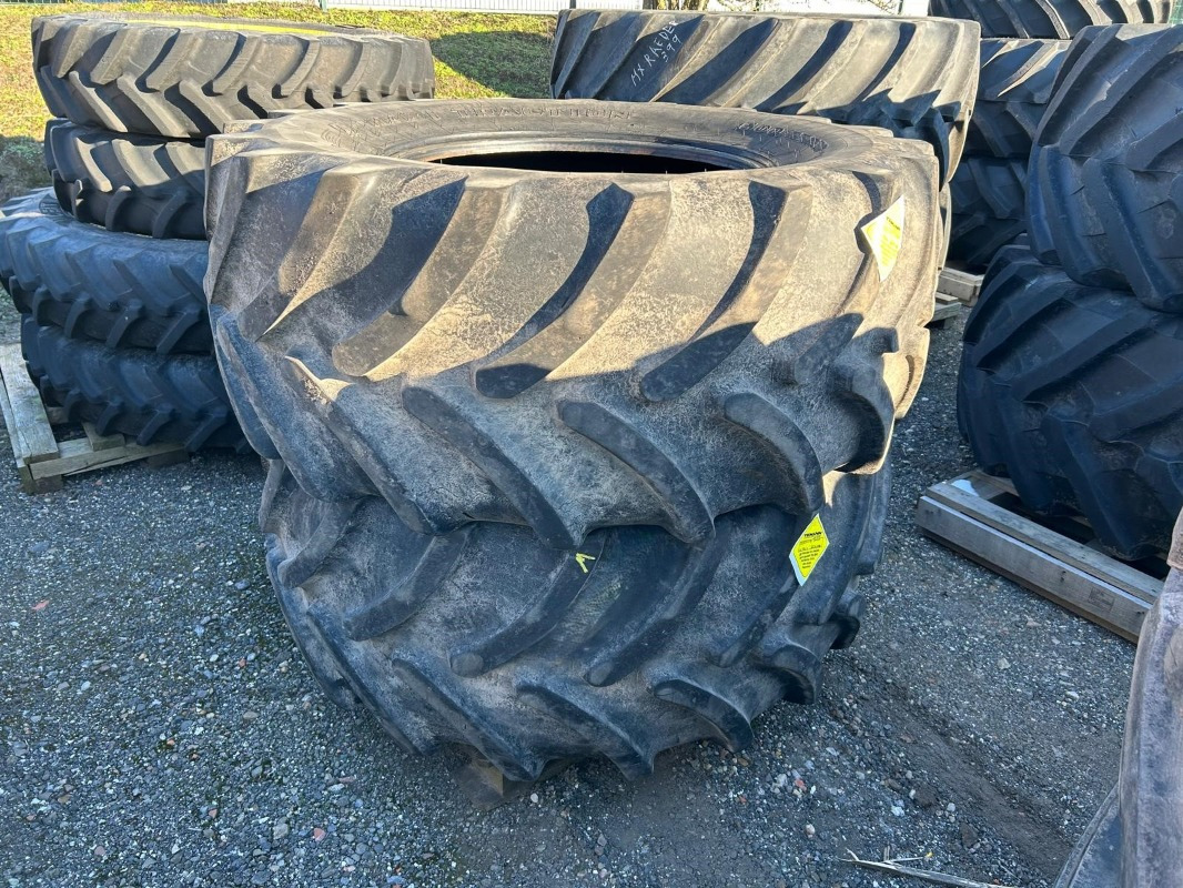 Firestone 600/65R30 - Padangos ir ratlankiai - Žemės ūkio technika: foto 1 Firestone 600/65R30 - Padangos ir ratlankiai - Žemės ūkio technika: foto 1