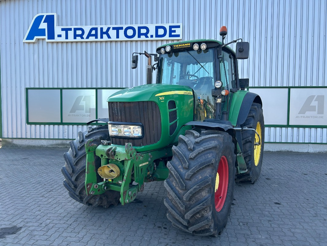 John Deere 7430 PREMIUM - Traktorius: foto 1 John Deere 7430 PREMIUM - Traktorius: foto 1
