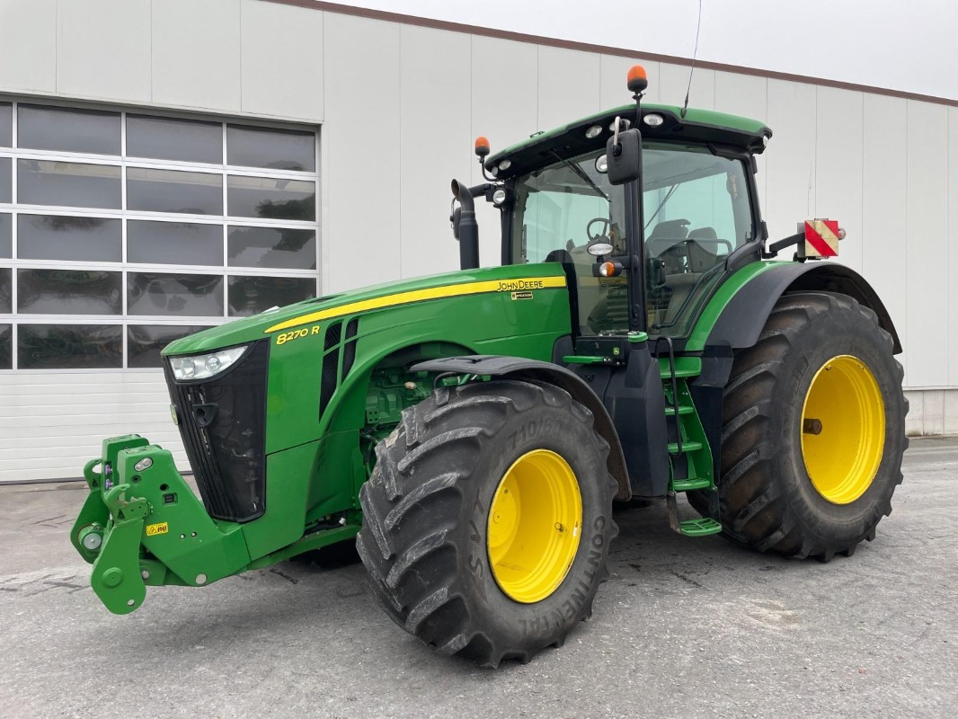 John Deere 8270R - Traktorius: foto 1 John Deere 8270R - Traktorius: foto 1