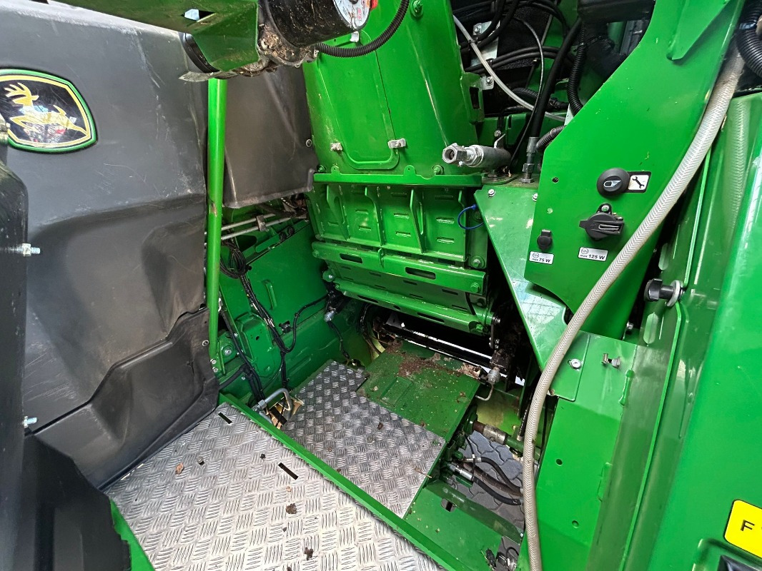 Kombainas John Deere 9700i: foto 12