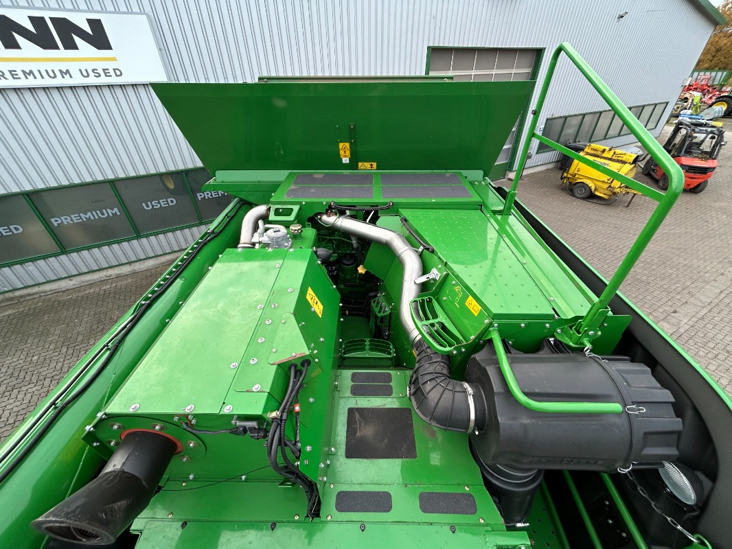 John Deere T560 - Derliaus nuėmimo kombainas: foto 5 John Deere T560 - Derliaus nuėmimo kombainas: foto 5