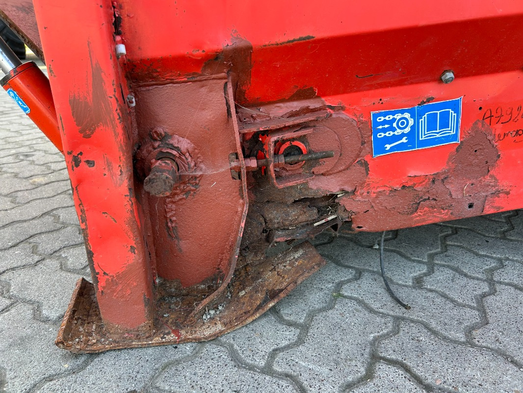 Kuhn Primor 2060 M - Siloso įranga: foto 3 Kuhn Primor 2060 M - Siloso įranga: foto 3
