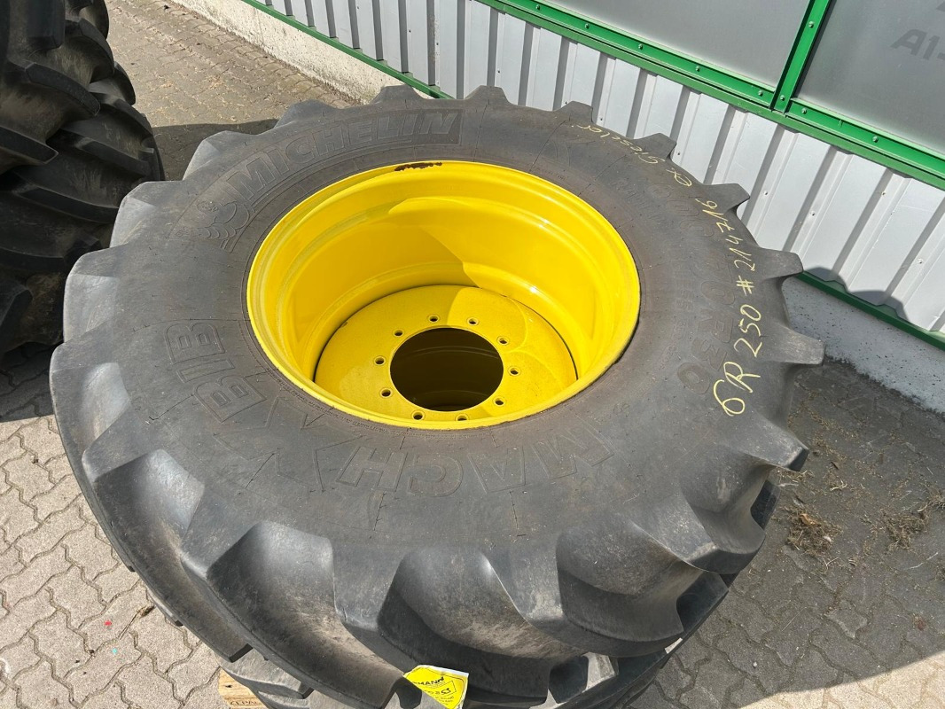 Michelin Kompletträder 710/70R42 600/70R30 - Padanga - Žemės ūkio technika: foto 2 Michelin Kompletträder 710/70R42 600/70R30 - Padanga - Žemės ūkio technika: foto 2