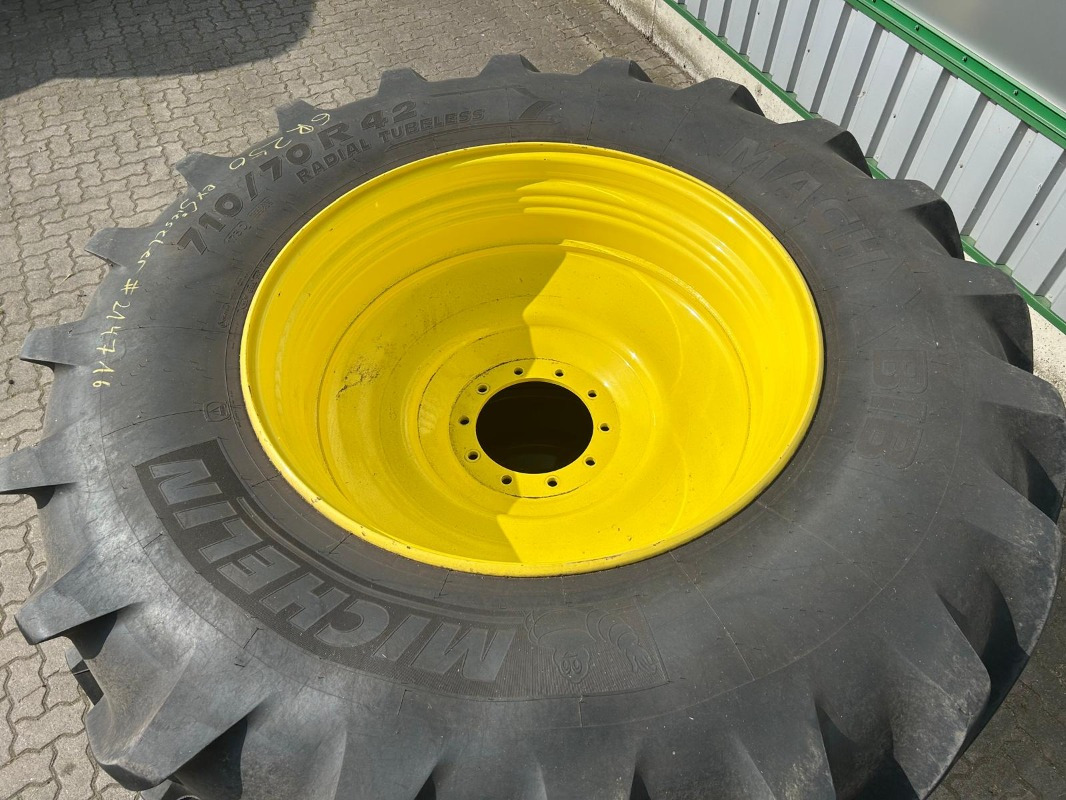 Michelin Kompletträder 710/70R42 600/70R30 - Padanga - Žemės ūkio technika: foto 5 Michelin Kompletträder 710/70R42 600/70R30 - Padanga - Žemės ūkio technika: foto 5
