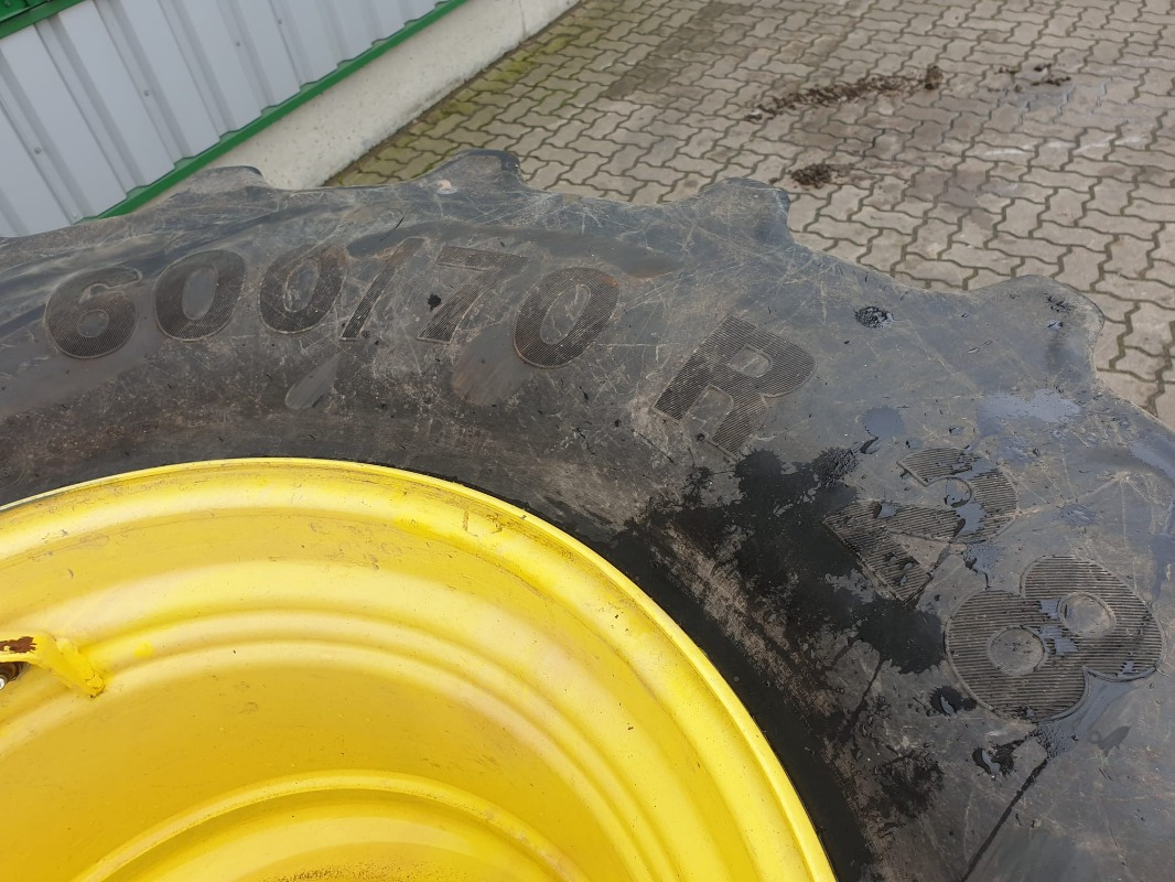 Mitas 600/70R38 - Padangos ir ratlankiai - Žemės ūkio technika: foto 3 Mitas 600/70R38 - Padangos ir ratlankiai - Žemės ūkio technika: foto 3