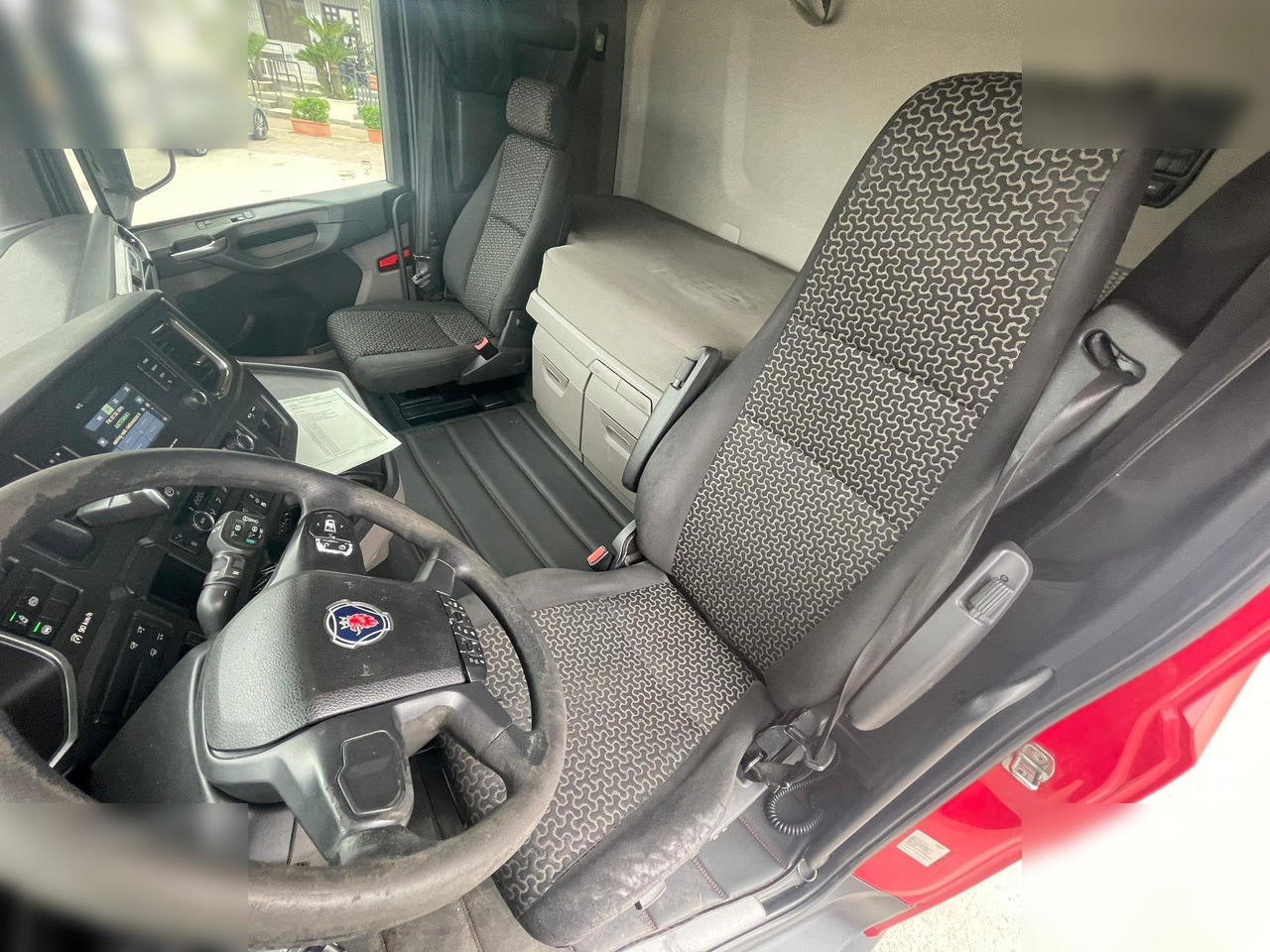 SCANIA R450 - Tentinis sunkvežimis: foto 5 SCANIA R450 - Tentinis sunkvežimis: foto 5