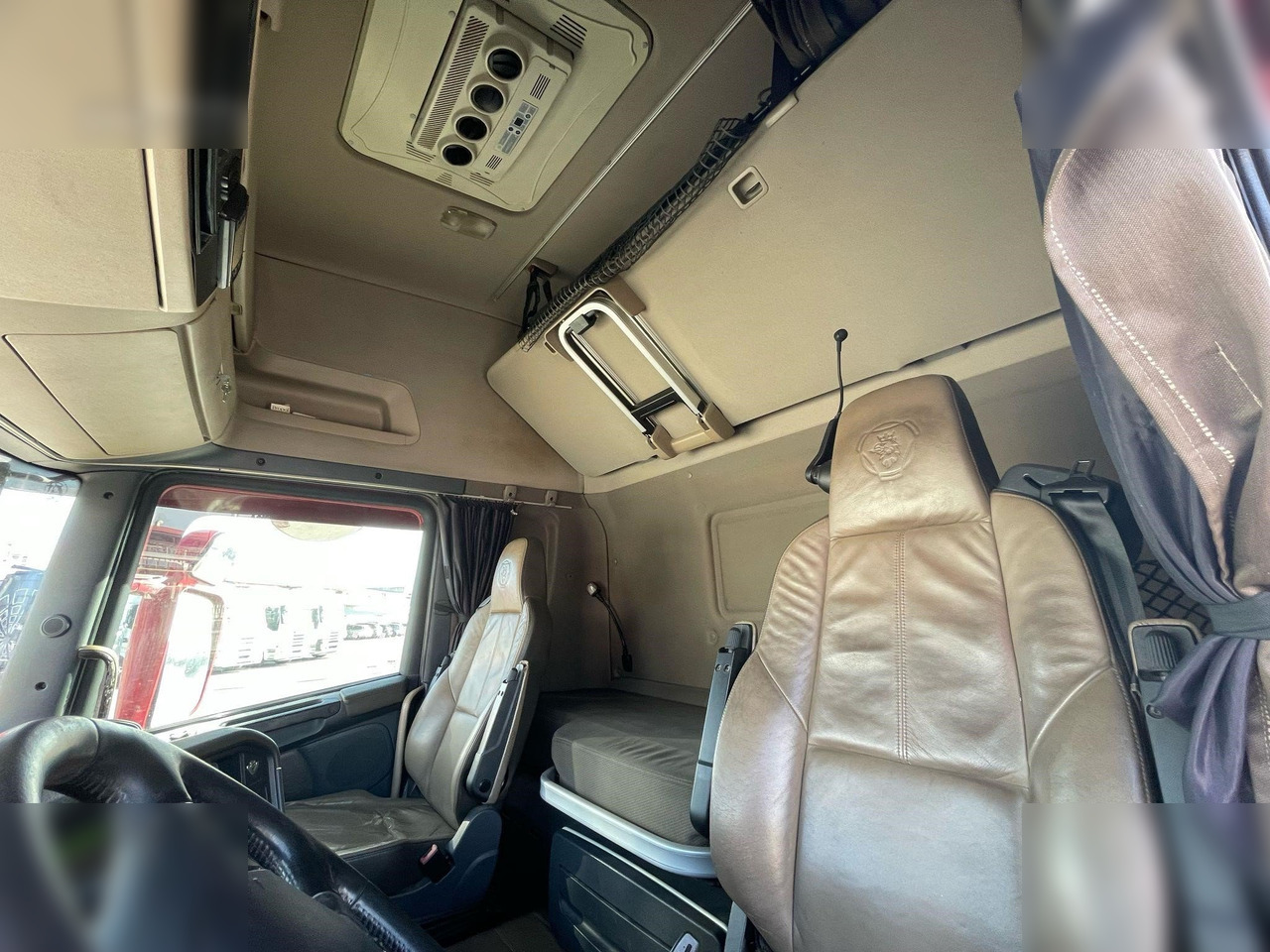 Furgonas sunkvežimis SCANIA R730: foto 11