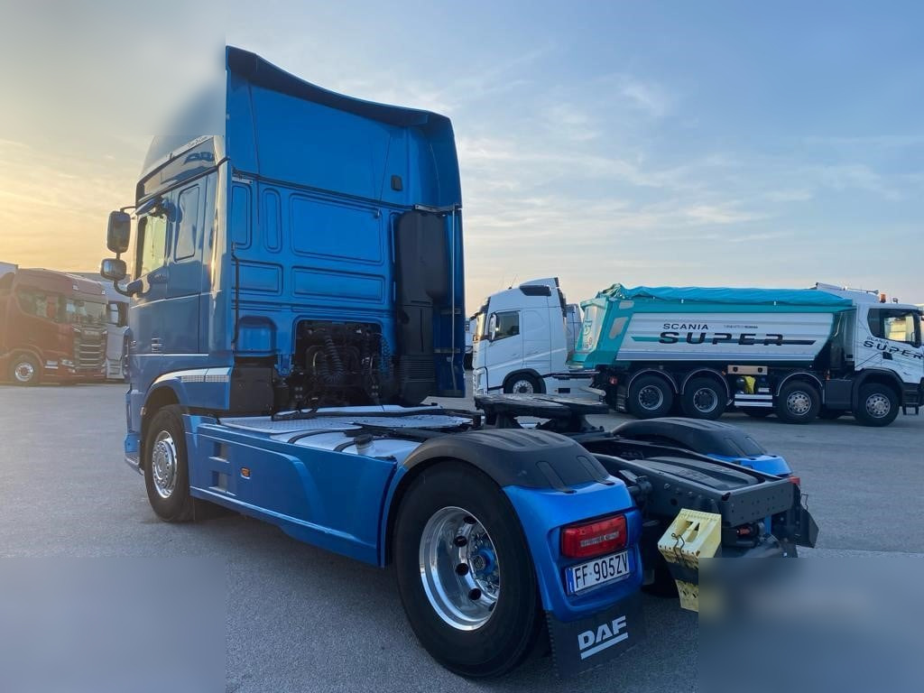 DAF XF105.510 - Vilkikas: foto 4 DAF XF105.510 - Vilkikas: foto 4