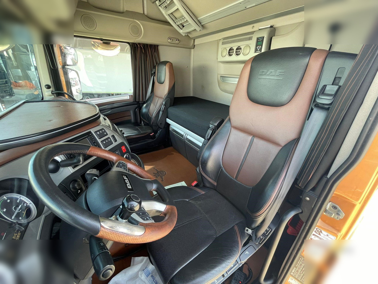 DAF XF530 - Vilkikas: foto 5 DAF XF530 - Vilkikas: foto 5