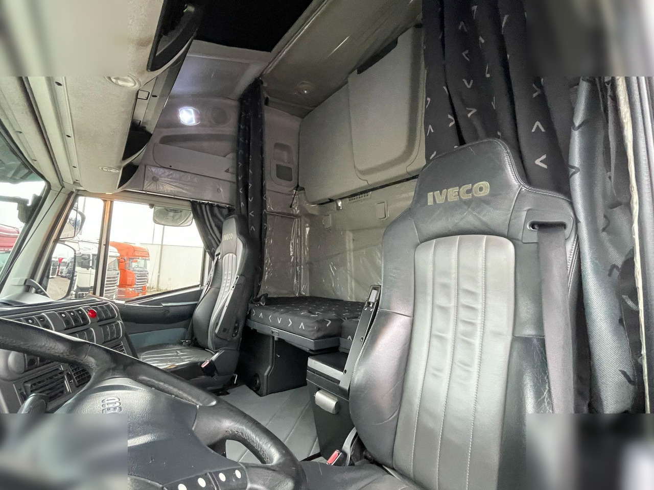 IVECO STRALIS 500 - Vilkikas: foto 5 IVECO STRALIS 500 - Vilkikas: foto 5