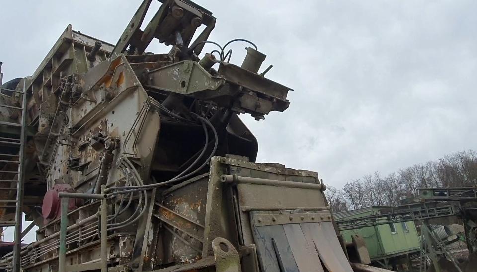 1100 ×900 Brecher - Trupintuvas: foto 3 1100 ×900 Brecher - Trupintuvas: foto 3