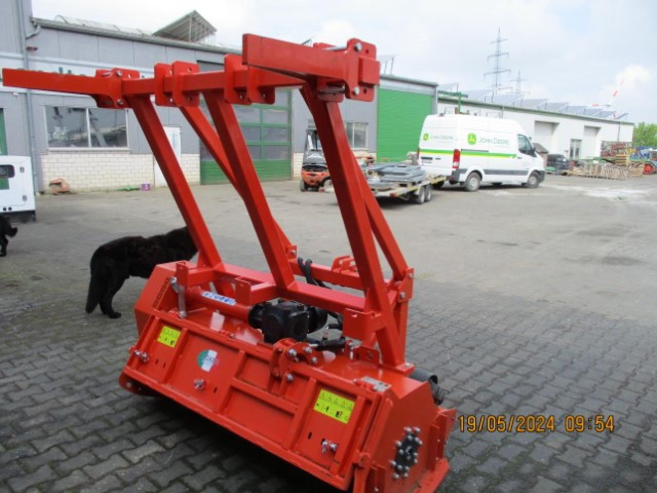 BoXer BM165 - Miško smulkintuvas: foto 4 BoXer BM165 - Miško smulkintuvas: foto 4