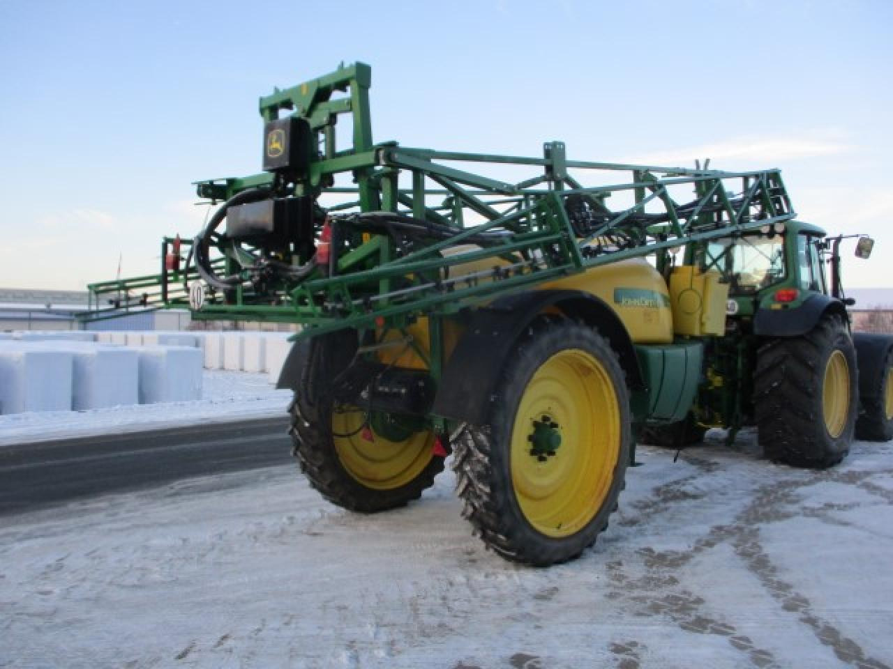 John Deere 732 - Prikabinamas purkštuvas: foto 4 John Deere 732 - Prikabinamas purkštuvas: foto 4