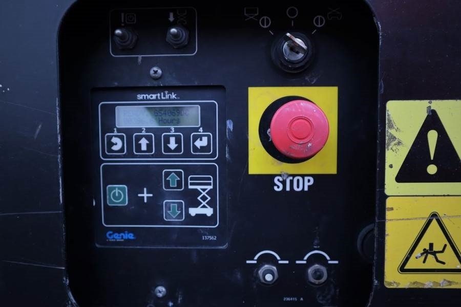 Genie GS4069 Electric, 14m Working Height, 363kg Capacit - Žirklinis keltuvas: foto 4 Genie GS4069 Electric, 14m Working Height, 363kg Capacit - Žirklinis keltuvas: foto 4