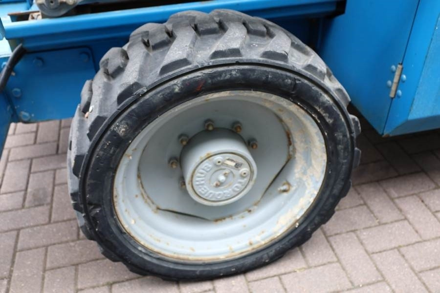 Žirklinis keltuvas Genie GS5390 Diesel, 4x4 Drive, 18.15m Working Height, 6: foto 14 Žirklinis keltuvas Genie GS5390 Diesel, 4x4 Drive, 18.15m Working Height, 6: foto 14