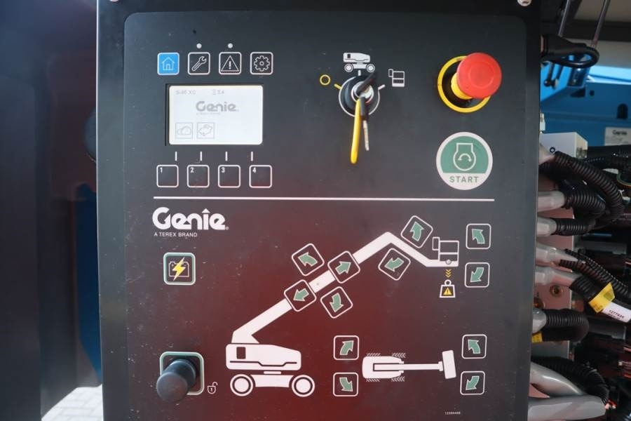 Genie S45XC Valid Inspection, *Guarantee! Diesel, 4x4 Dr - Teleskopinis keltuvas: foto 4 Genie S45XC Valid Inspection, *Guarantee! Diesel, 4x4 Dr - Teleskopinis keltuvas: foto 4