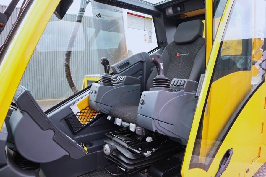 Grove GMK5250XL-1 Available Immediately, Dutch Registrat - Visureigis kranas: foto 5 Grove GMK5250XL-1 Available Immediately, Dutch Registrat - Visureigis kranas: foto 5