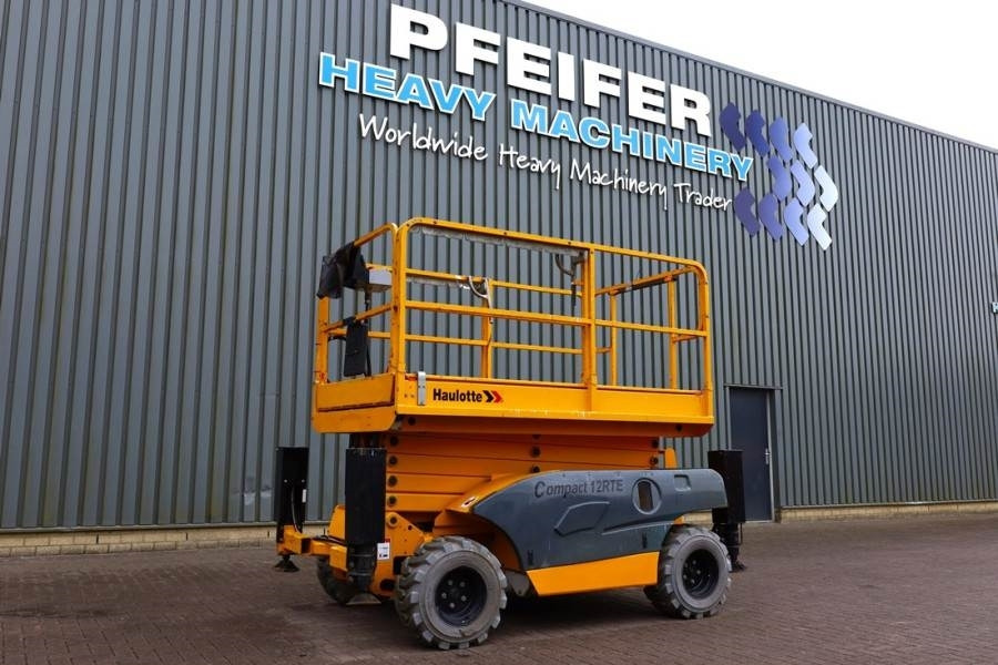 Haulotte Compact 12RTE Electric, 12m Working Height, 450kg - Žirklinis keltuvas: foto 1 Haulotte Compact 12RTE Electric, 12m Working Height, 450kg - Žirklinis keltuvas: foto 1