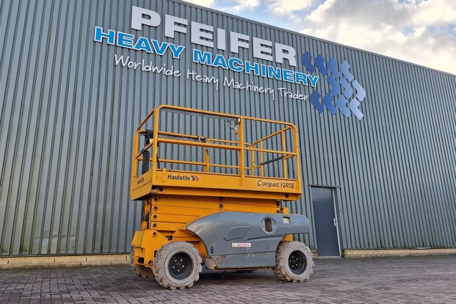Haulotte Compact 12RTE Electric, 12m Working Height, 450kg - Žirklinis keltuvas: foto 1 Haulotte Compact 12RTE Electric, 12m Working Height, 450kg - Žirklinis keltuvas: foto 1