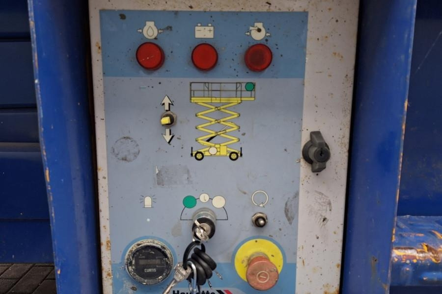 Haulotte H12SX Diesel, 4x4 Drive, 12m Working Height, 700kg - Žirklinis keltuvas: foto 4 Haulotte H12SX Diesel, 4x4 Drive, 12m Working Height, 700kg - Žirklinis keltuvas: foto 4