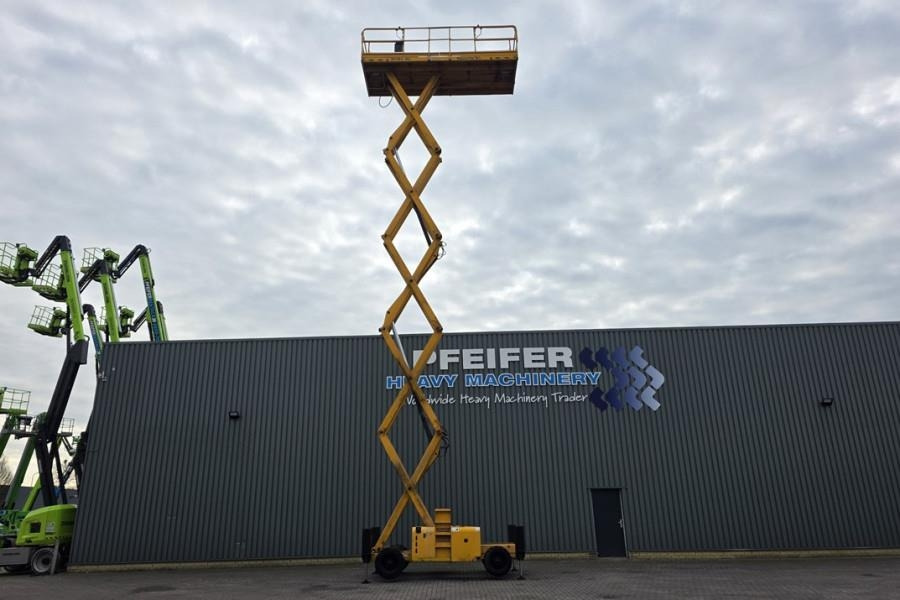 Haulotte H18SXL Diesel, 4x4 Drive, 18m Working Height, 500k - Žirklinis keltuvas: foto 3 Haulotte H18SXL Diesel, 4x4 Drive, 18m Working Height, 500k - Žirklinis keltuvas: foto 3