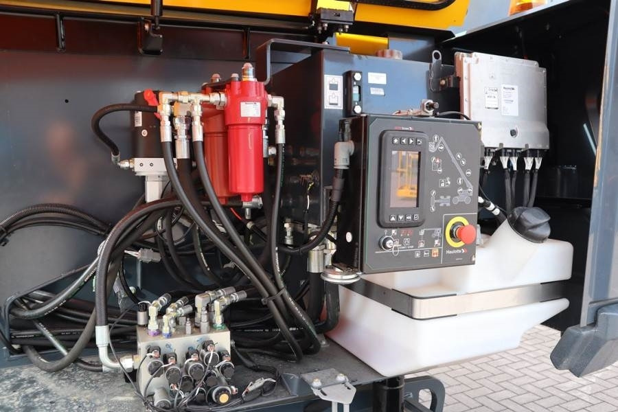 Haulotte HT16RTJ PRO NEW / UNUSED, Guarantee! Diesel, 4x4x4 - Teleskopinis keltuvas: foto 3 Haulotte HT16RTJ PRO NEW / UNUSED, Guarantee! Diesel, 4x4x4 - Teleskopinis keltuvas: foto 3
