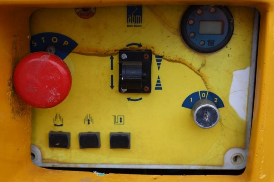 Haulotte STAR 12 Electric, 12m Working Height, 3m Reach, 21 - Alkūninis keltuvas: foto 4 Haulotte STAR 12 Electric, 12m Working Height, 3m Reach, 21 - Alkūninis keltuvas: foto 4