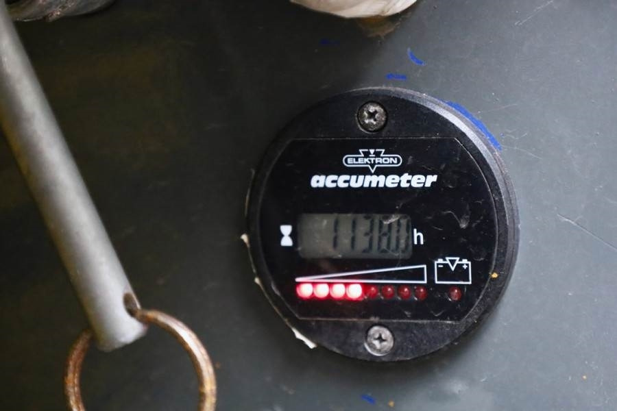 Holland Lift Ecostar HL-11812 Electric, 14m Working Height, 300 - Žirklinis keltuvas: foto 5 Holland Lift Ecostar HL-11812 Electric, 14m Working Height, 300 - Žirklinis keltuvas: foto 5