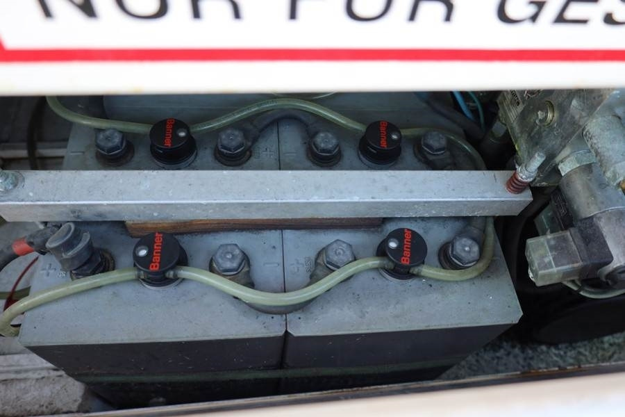 Holland Lift Ecostar HL-11812 Electric, 14m Working Height, 300 - Žirklinis keltuvas: foto 4 Holland Lift Ecostar HL-11812 Electric, 14m Working Height, 300 - Žirklinis keltuvas: foto 4