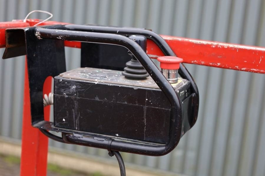 Holland Lift Ecostar HL-11812 Electric, 14m Working Height, 300 - Žirklinis keltuvas: foto 4 Holland Lift Ecostar HL-11812 Electric, 14m Working Height, 300 - Žirklinis keltuvas: foto 4