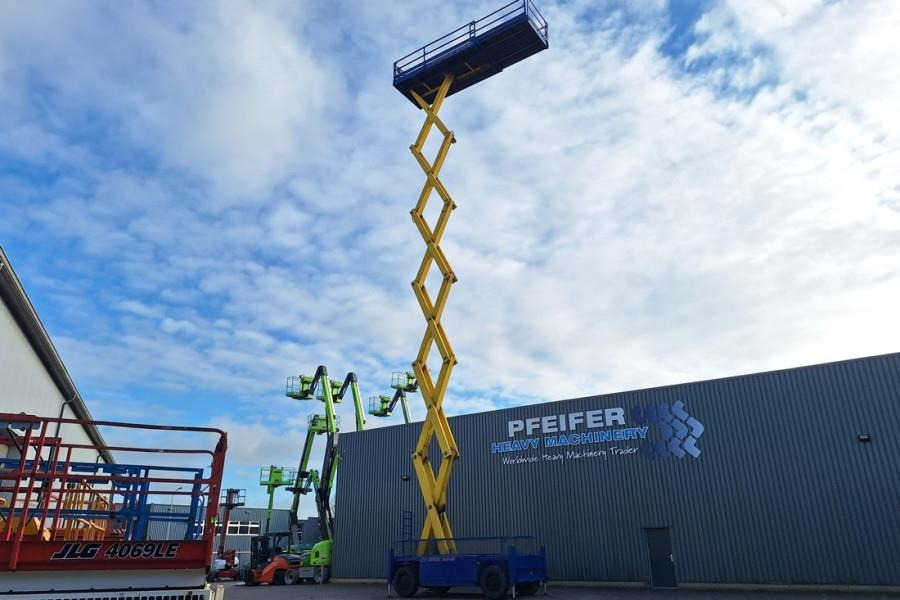 JLG 245-25 Diesel, 4x4 Drive, 26m Working Height, 750k - Žirklinis keltuvas: foto 3 JLG 245-25 Diesel, 4x4 Drive, 26m Working Height, 750k - Žirklinis keltuvas: foto 3