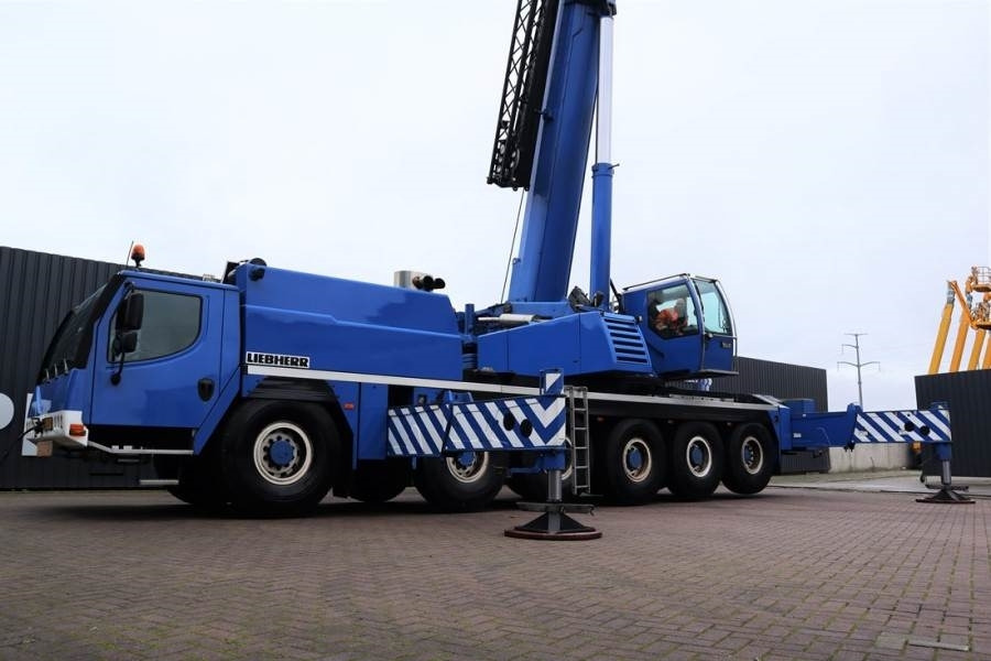 Liebherr LTM1150-6.1 Dutch Vehicle Registration, Valid Abom - Visureigis kranas: foto 2 Liebherr LTM1150-6.1 Dutch Vehicle Registration, Valid Abom - Visureigis kranas: foto 2