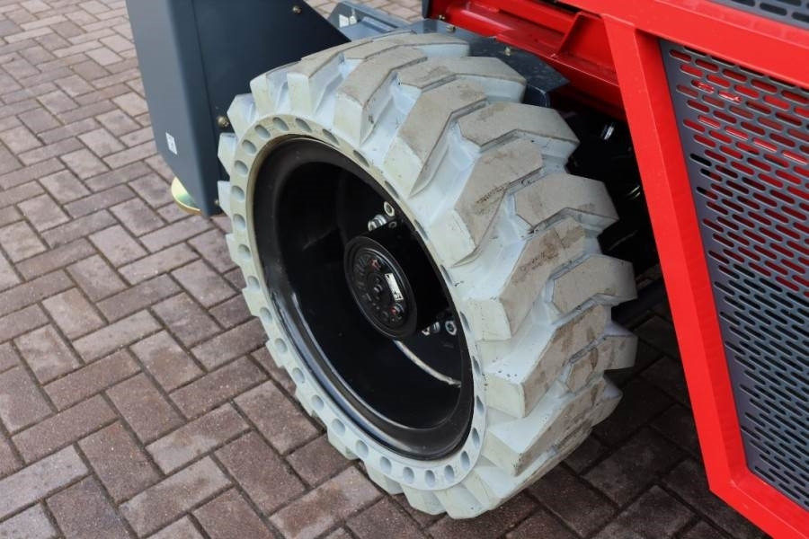 Žirklinis keltuvas Magni DS1823RT New And Available Directly From Stock, Di: foto 16 Žirklinis keltuvas Magni DS1823RT New And Available Directly From Stock, Di: foto 16