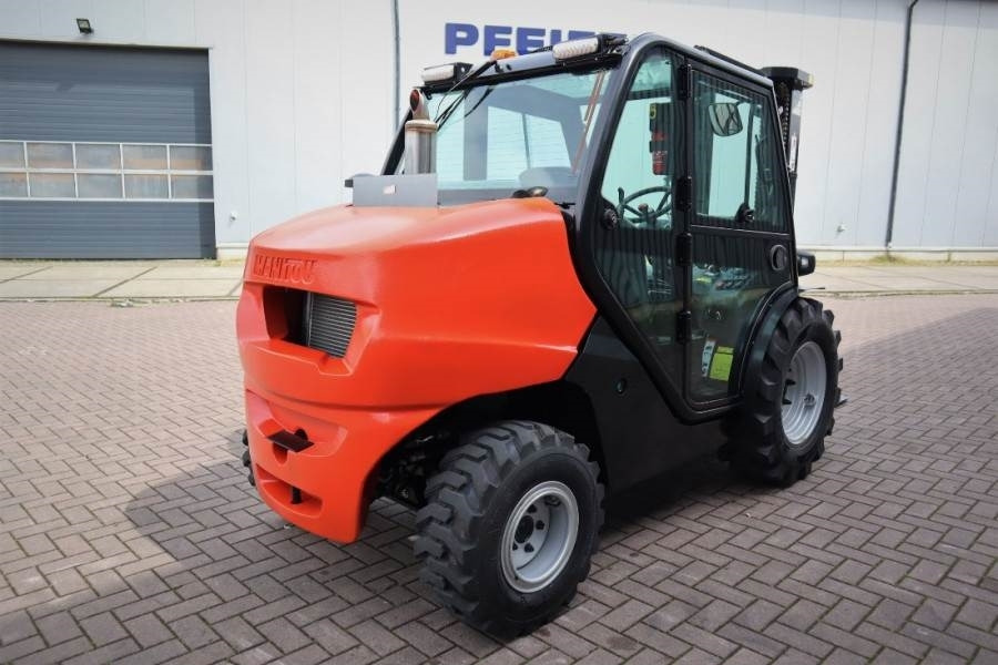 Manitou MC25-4 Valid Inspection, *Guarantee, Diesel, 4x4 D - Krautuvas-visureigis: foto 3 Manitou MC25-4 Valid Inspection, *Guarantee, Diesel, 4x4 D - Krautuvas-visureigis: foto 3