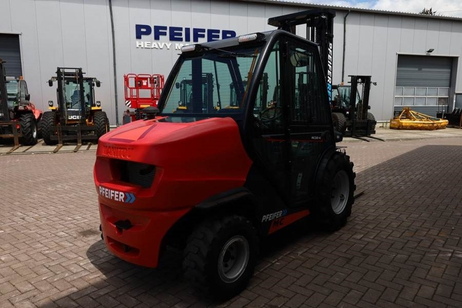 Manitou MC30-4 Valid Inspection, *Guarantee, Diesel, 4x4 D - Krautuvas-visureigis: foto 2 Manitou MC30-4 Valid Inspection, *Guarantee, Diesel, 4x4 D - Krautuvas-visureigis: foto 2