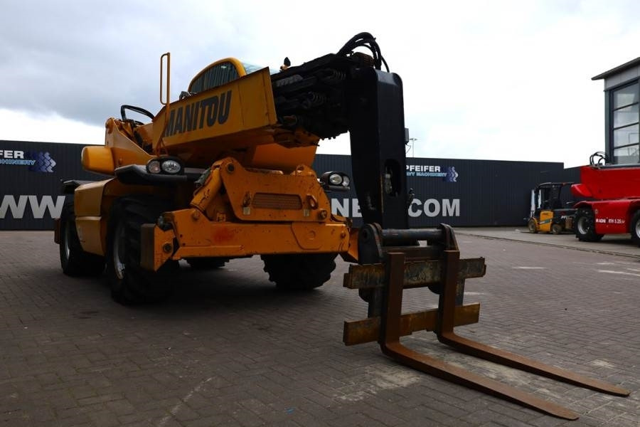 Teleskopinis krautuvas Manitou MRT2150 Privilege Diesel, 4x4 Drive And 4-Wheel St: foto 8