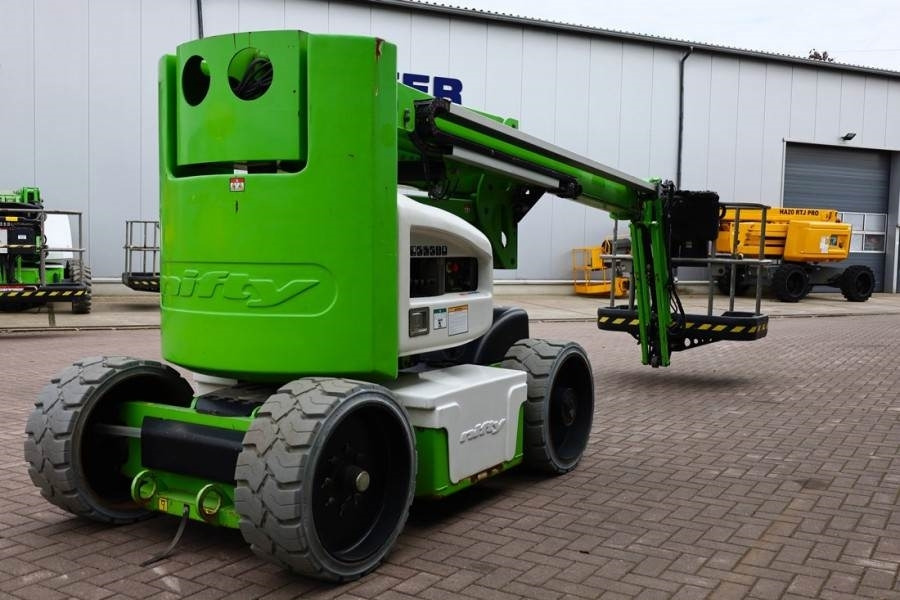 Niftylift HR15N Hybrid MK3 Hybrid, 4x2 Drive, 15.5m Working - Alkūninis keltuvas: foto 2 Niftylift HR15N Hybrid MK3 Hybrid, 4x2 Drive, 15.5m Working - Alkūninis keltuvas: foto 2