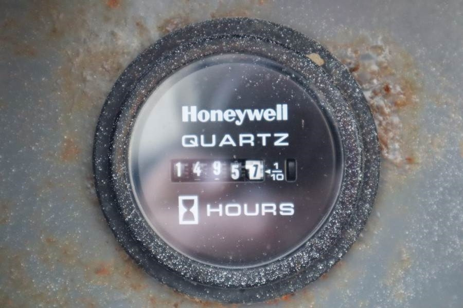 SkyJack SJ6826 Diesel, 4x4 Drive, 10m Working Height, 567k - Žirklinis keltuvas: foto 5 SkyJack SJ6826 Diesel, 4x4 Drive, 10m Working Height, 567k - Žirklinis keltuvas: foto 5