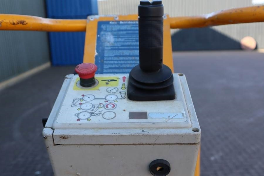 Snorkel A38E Electric, 13.5m Working Height, 6.1m Reach, 2 - Alkūninis keltuvas: foto 4 Snorkel A38E Electric, 13.5m Working Height, 6.1m Reach, 2 - Alkūninis keltuvas: foto 4