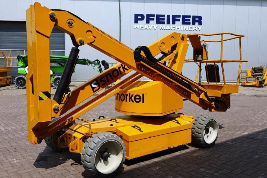 Snorkel A38E Electric, 13.5m Working Height, 6.1m Reach, 2 - Alkūninis keltuvas: foto 2 Snorkel A38E Electric, 13.5m Working Height, 6.1m Reach, 2 - Alkūninis keltuvas: foto 2