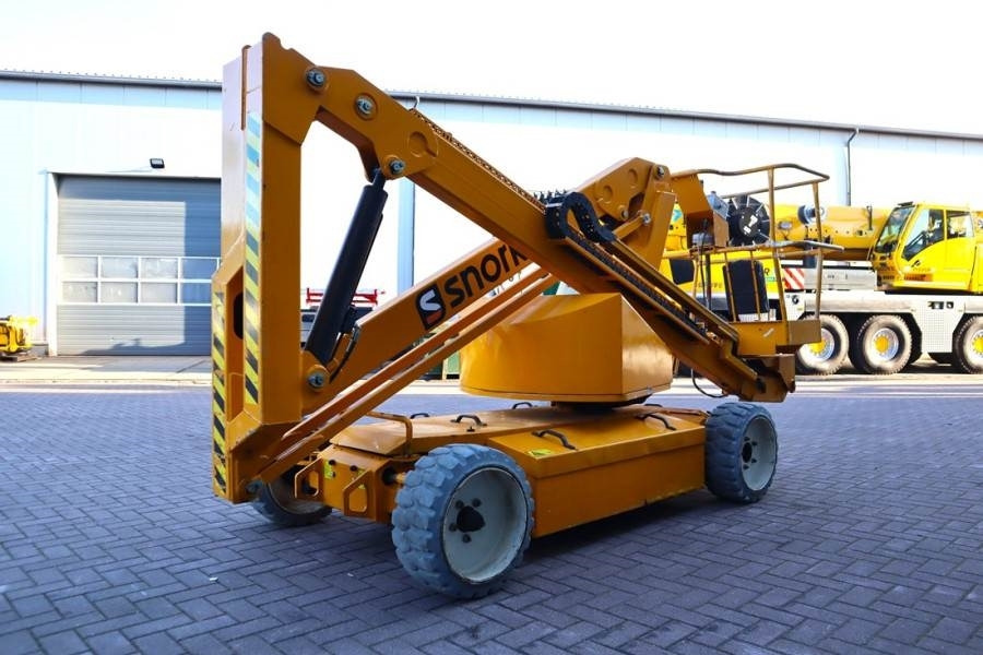 Snorkel A38E Electric, 13.5m Working Height, 6.1m Reach, 2 - Alkūninis keltuvas: foto 2 Snorkel A38E Electric, 13.5m Working Height, 6.1m Reach, 2 - Alkūninis keltuvas: foto 2