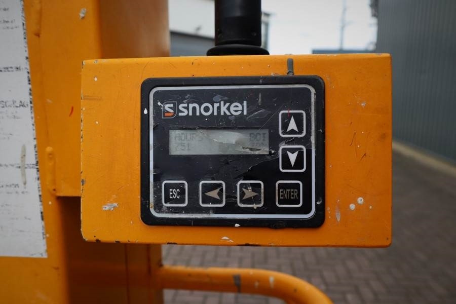 Snorkel TM12 Electric, 5.6m Working Height, 227kg Capacity - Alkūninis keltuvas: foto 5 Snorkel TM12 Electric, 5.6m Working Height, 227kg Capacity - Alkūninis keltuvas: foto 5