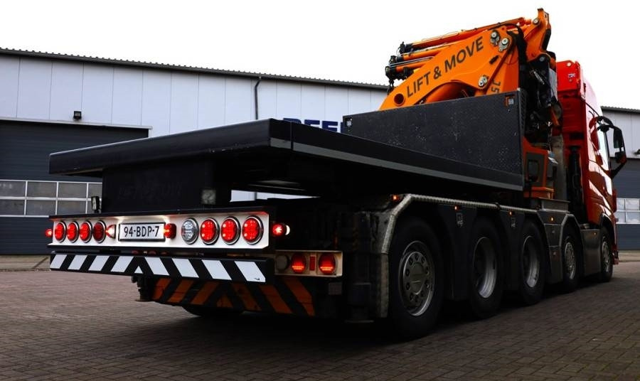 Volvo FH12 With Cormach 135tm Crane Volvo FH12 10x4 With - Visureigis kranas: foto 2 Volvo FH12 With Cormach 135tm Crane Volvo FH12 10x4 With - Visureigis kranas: foto 2