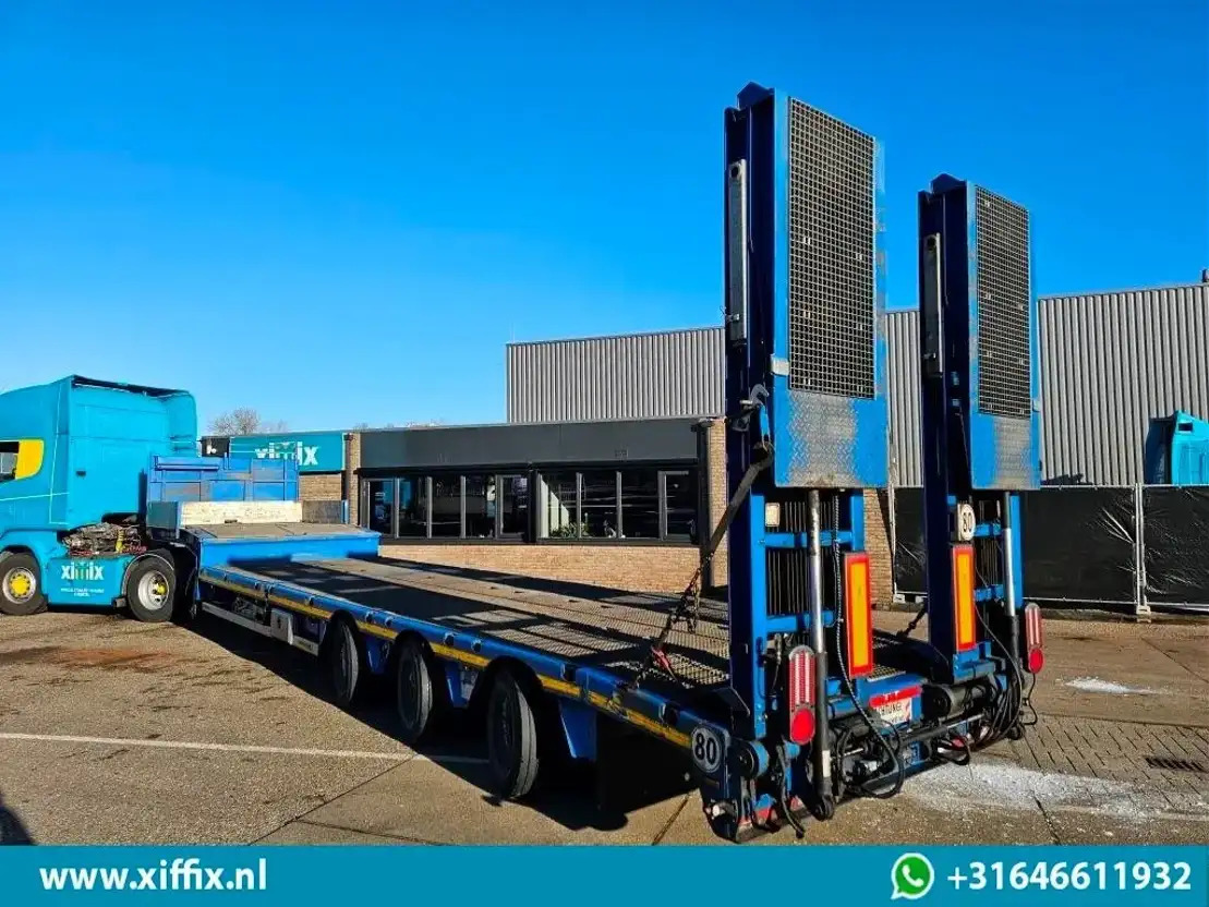 Faymonville 3-ass. Semi dieplader met dubbele hydr. Kleppen en hydr. Verstelbare - Žemo profilio platforma puspriekabė: foto 3 Faymonville 3-ass. Semi dieplader met dubbele hydr. Kleppen en hydr. Verstelbare - Žemo profilio platforma puspriekabė: foto 3