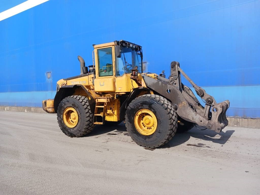 Volvo L 120 E - Ratinis krautuvas: foto 3 Volvo L 120 E - Ratinis krautuvas: foto 3